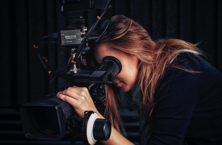 Camara_Ursa_4K
